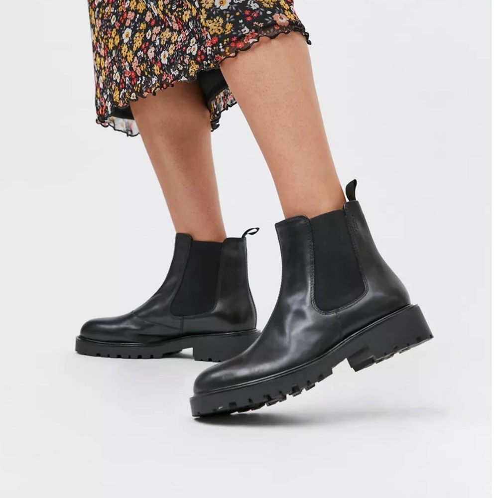 Black Chelsea Boots